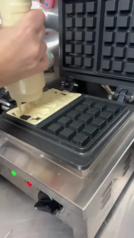 @CRUST PIZZA | NY Style Pizza #alexlago #fyp #horeca 