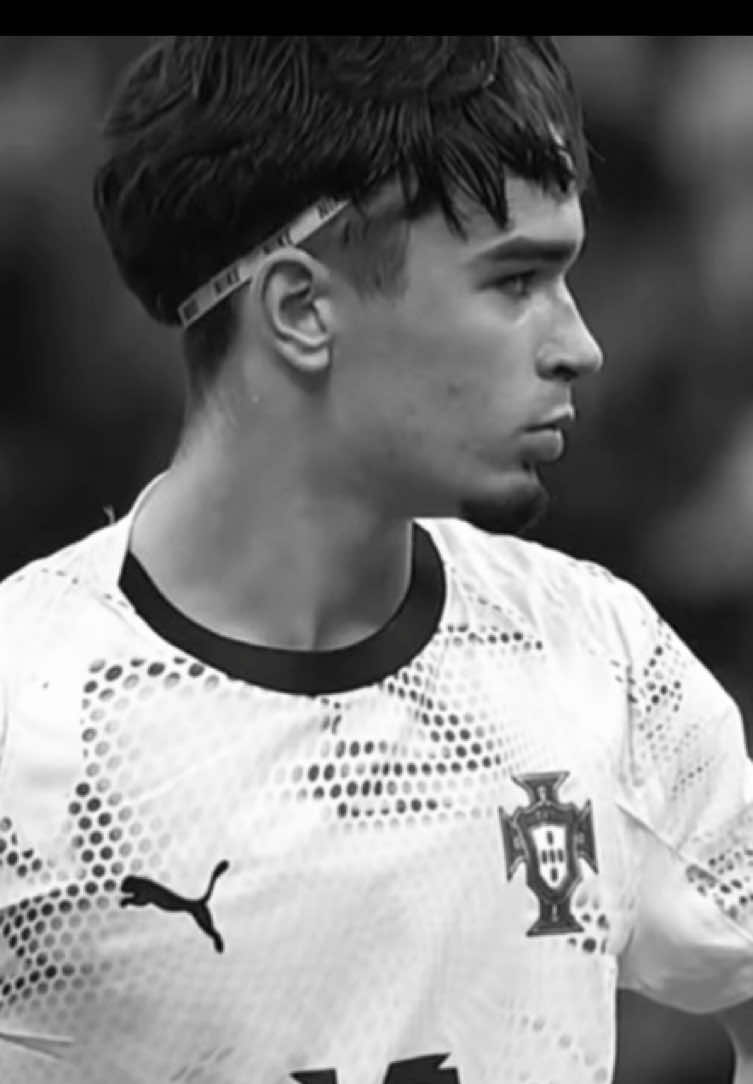 Starboy💫 || #mide #portugal🇵🇹 #viral #fy #fyp @midez🏄🏽‍♂️ 