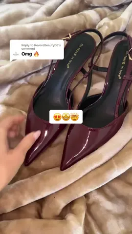 Replying to @RevereBeautyDE they’re beautiful aren’t they!!! HURRY if you want them for this price though 🔥 #kittenheel #heels #shoes #blackfriday #tiktokmademebuyit 