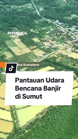 Kepala Badan Nasional Penanggulangan Bencana (BNPB) Letjen TNI Suharyanto,  melakukan pemantauan udara dalam banjir dan longsor di Sumatera Utara pada Jumat 28 November 2025. Suharyanto ditemani oleh Bupati Tapanuli Tengah, Masinton Pasaribu. Saat ini, BNPB mengungkapkan tiga prioritas kerja yang dilakukan guna penanganan bencana di Provinsi Aceh, Sumatera Utara, dan Sumatera Barat. Pertama, BNPB mengusahakan pemulihan akses jalur darat, baik yang saat ini tertimbun longsoran maupun jembatan putus. Kreator: Affely Dwi  Produser: Eko Supriyadi   #Republika #CekRepublikaAja #PrayforSumatera #BanjirSumatera 