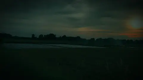 #CapCut Song memories chill with me . #capcutradio #darkside #capcutpioneer #pioneertemplate 