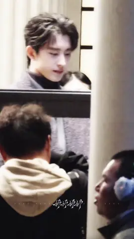 Sầm tổng của emmm 😇😭😭😭 đẹp xỉuuuu ----- Phim Bất Nhị Chi Thần (Bề tôi trung thành)  Ngao Thụy Bằng vai Sầm Sâm  #ngaothuybang #敖瑞鹏 #aoruipeng #batnhichithan #lin_arp 