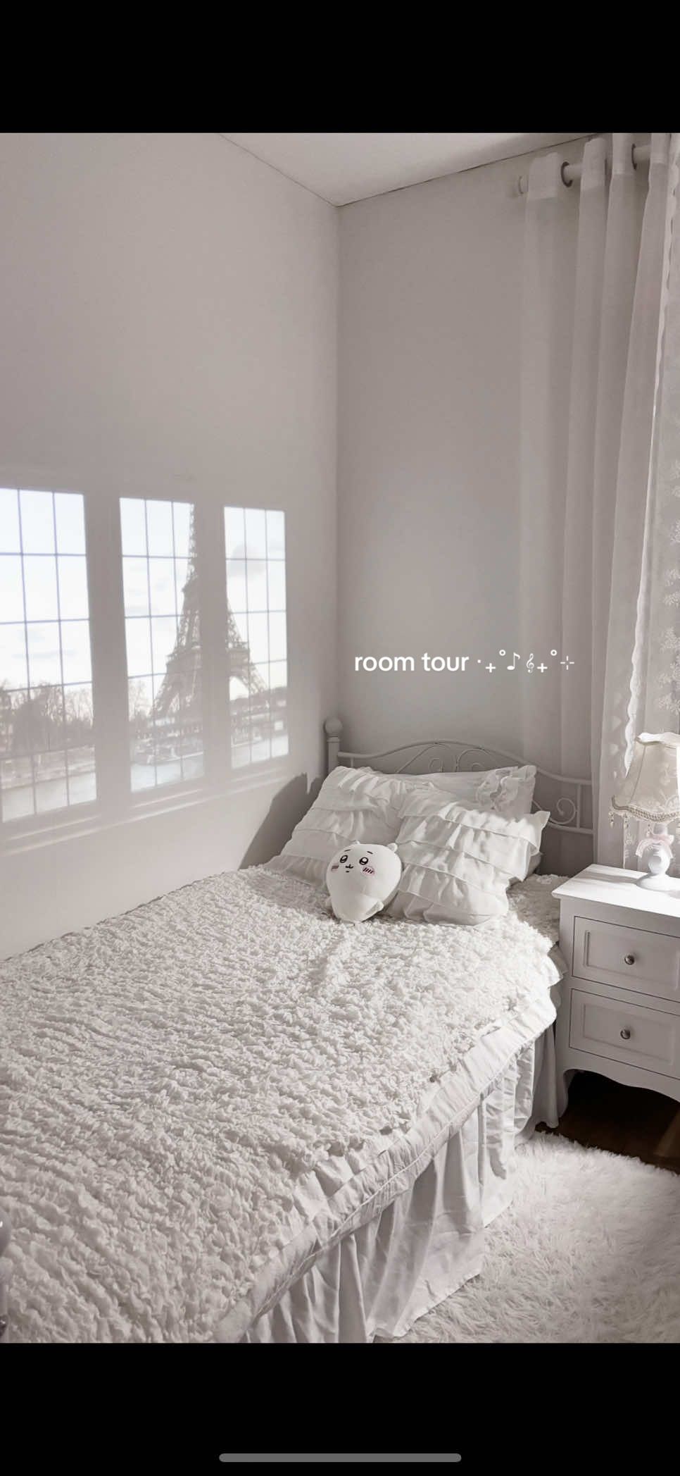 watch my new youtube video ! linked in my description 🤍 chanel - onlydahia #youtubers #cute #coquette #RoomTour #vlogger 