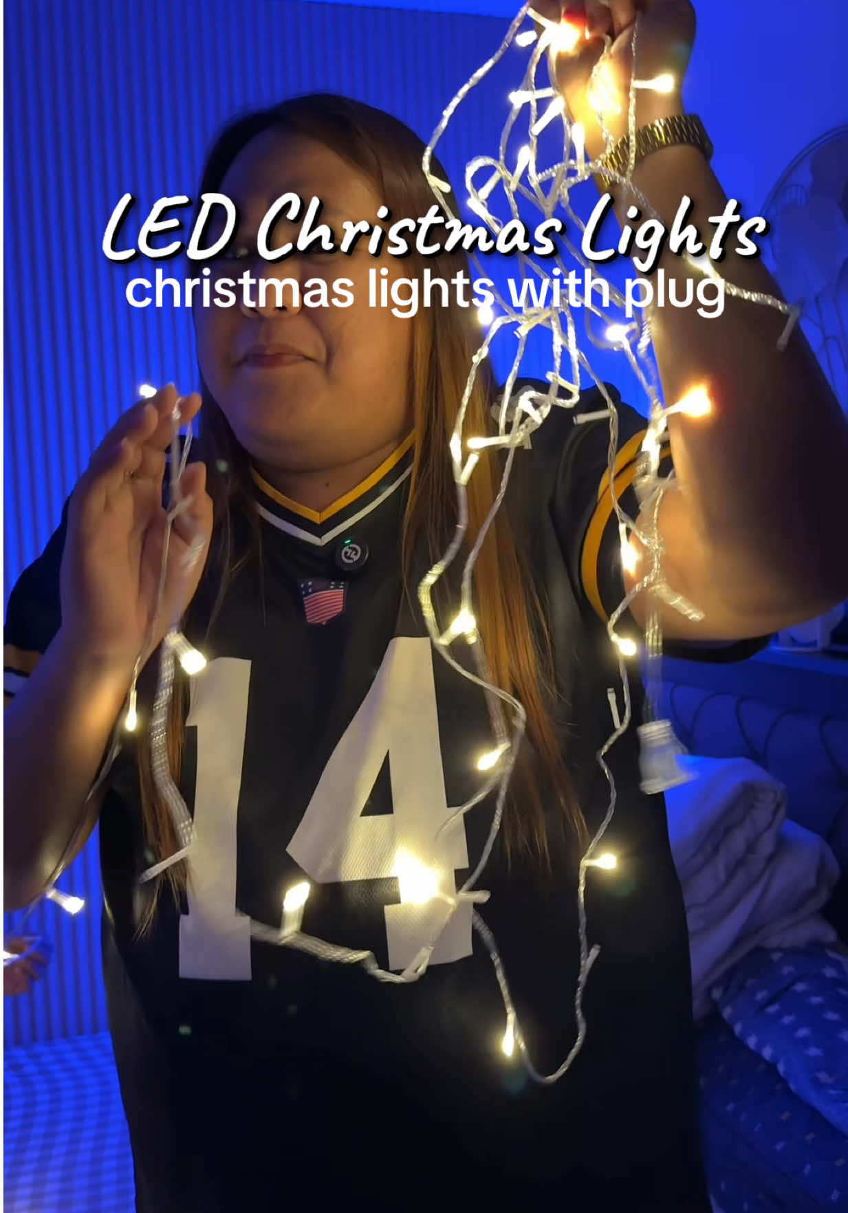 Nakakaloka naman. Nasa 80 plus nalang pala mga christmas lights na ganito. Bongga ang mura! #christmaslights #christmasdecor #ledchristmaslight 