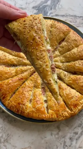 Simple et rapide 💯😋 #cuisinefacile #recette #feuilleté #pourtoiii #foryouu 