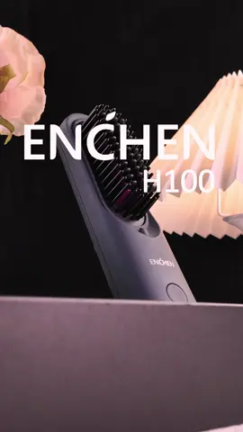 The comb makes styling faster and more controlled for daily use. 28/11 #enchenmalaysia #enchen #HairGoals #QuickFix #SmartTools