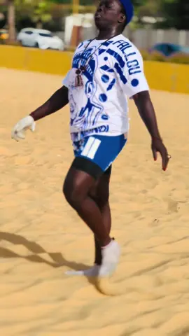 @Mor dégage domou bene tally 