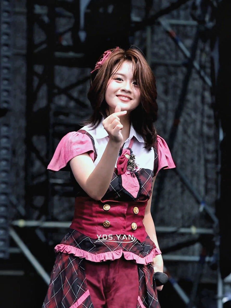 Jangan tanyakan keadaan mimin sekarang😭🤣 Lucu banget kamu njel😭😭 TFT ya At Gesrek Festival 2025  @christyjkt48  #christyjkt48 #gesrekfestival2025 #jkt48 #fyp 