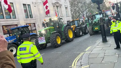 London protest 💪🏻🇬🇧#backbritishfarming🇬🇧 