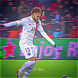 سوي تاك أفضل مصمم إلك😍👆#تيم_fbi⚡ #تدخلات_المدافعين🔥🤯 #تيم_كرة_القدم💎 #تيم_بيدري⚜️ #تيم_اساطير_الدفاع_🔥👿 