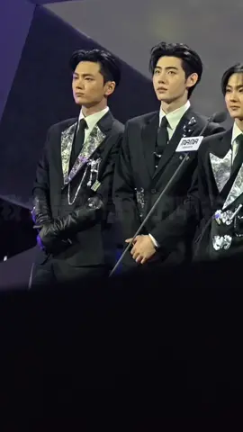 my jayhoon 🥰 (cr. 我也是有感情的啊各位)  #jayhoon #sunghoon #jay #mamaawards2025 #4upage 