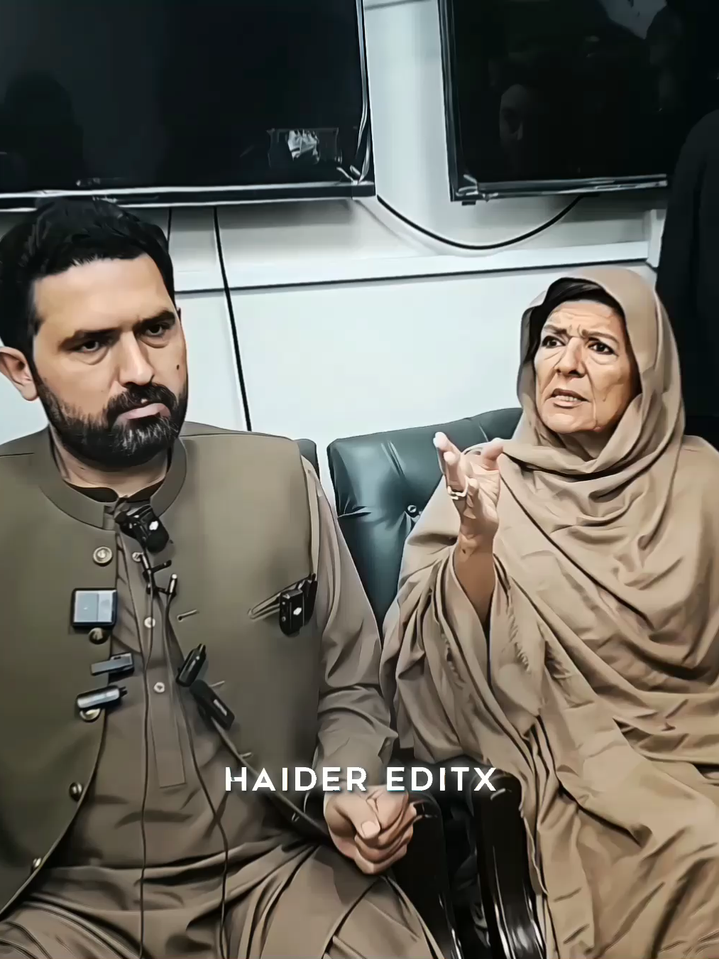 Imran Khan's life is very important🥺 if anything goes wrong with him, the country will enter a strange  situation😔#murshid #imrankhan #imrankhanpti #imrankhanedits #imrankhanzindabad #عمران_خان_ہماری_ریڈ_لائن #عمران_ہم_تمھارے_ساتھ_ہیں #عمران_خان_تو_آئےگا #video #viralvideo #edit #viraltiktok #fyp #foryou