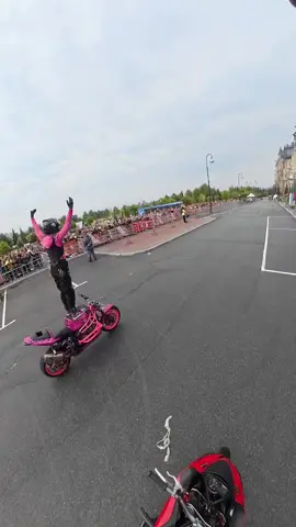 #الدراجات_الناريه_لا_تعرف_القانون 