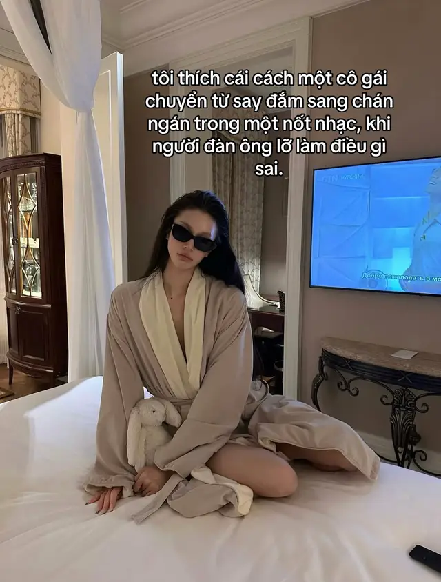 Không phải là trịnh thượng với anh, mà là để anh biết, anh có thể mất em bất cứ lúc nào anh lơ đãng với tình yêu dành cho em.