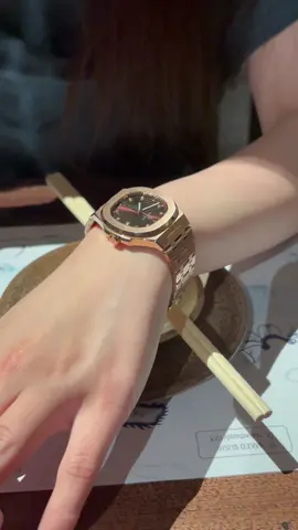 ✨Sắp noel rùi các anh hãy để ý chị nhà tí nha 🥹 #donghonu #fungdongho #quatangbangai #quanoel #carnival8160l 