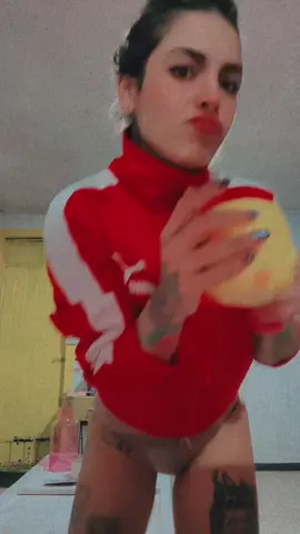 Tibio ni el café, amén 