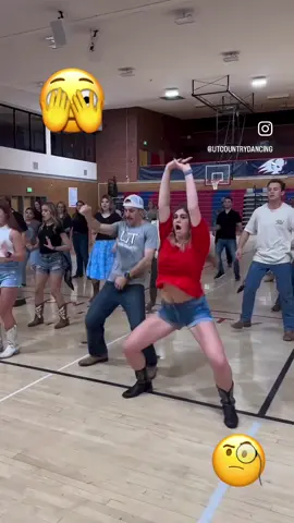 What in the Melo and cucumber sandwich is going on here? #thingsonlywhitepeopledo #fyp #EpicFail #dearwhitepeople 