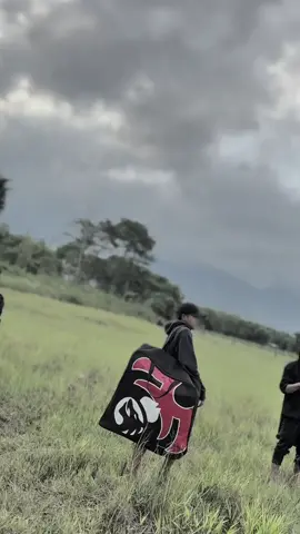 pabaliut sgala rupa😂🪁 #layanganaduangarut🔥 #jepretring95 #jepretlayangan #fyp #hiburansikami 