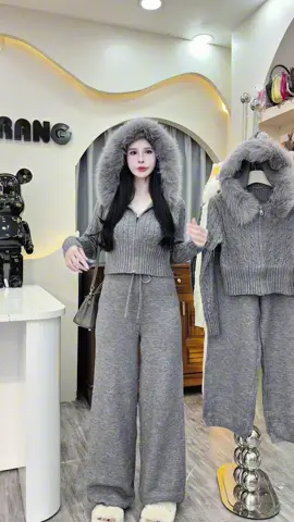 #xuhuong #trending #thoitrangnu #moingaymotoutfit #xuhuongtiktok 