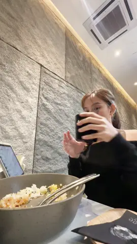 table for one, please