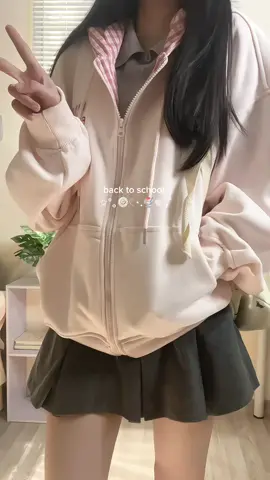 mặc ra đường không trùng với ai lun ^^ màu hồng nhà Bycamcam làm xinh lắmm #hoodie #hoodiezip #aokhoac #bycamcam #outfitideas 