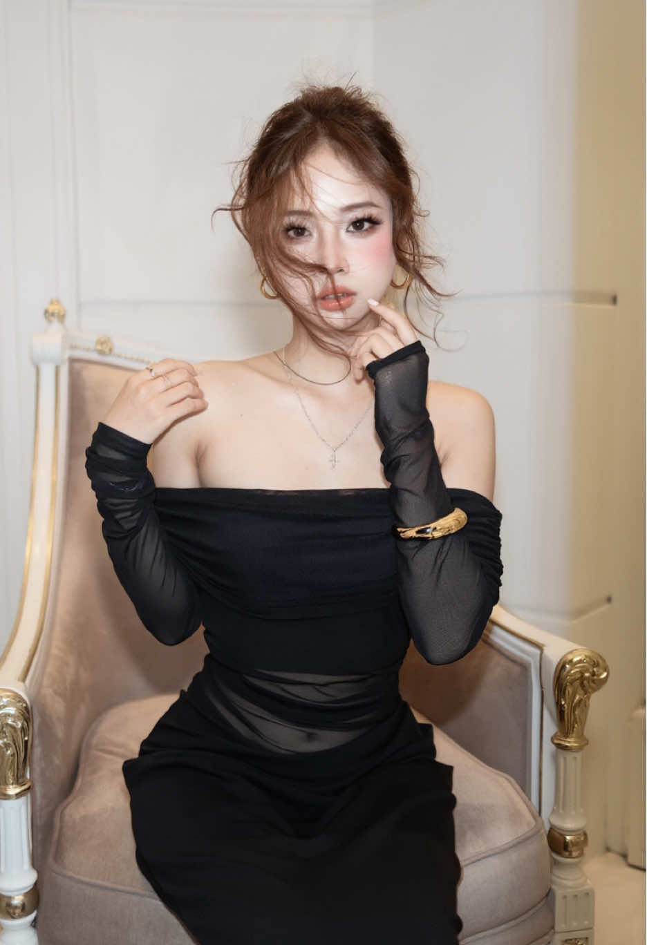 60/500 Xin chụp người lạ bằng Fujifilm X100VI #Fujifilm #LearnOnTikTok #photography #photoshoot #portraits 