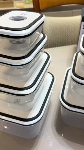 Chega de pote velho, colorido e sem tampa na cozinha 😅 #poteshermeticos #cozinha #organizacao 