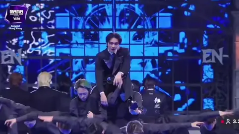 Keren bangeeet … Jungwon dance break in Mama 2025 #jungwon #enhypen #engene 