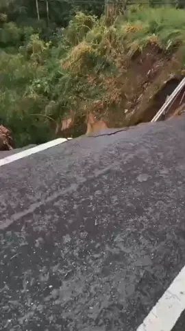 Akibat cuaca ekstrim di Sumatra sepekan ini😭🥀🙏#prayforsumbar🥀 #fyp #agamberduka #sumbarberduka #galodokampuangjonagari 