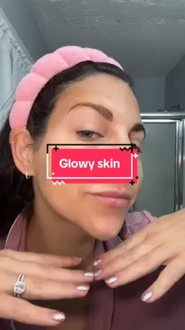 This jelly cream by @medicube global has been the best addition to my skincare routine! #tiktokshopblackfriday #glowingskin #medicube #skincareessentials #skincareroutine 