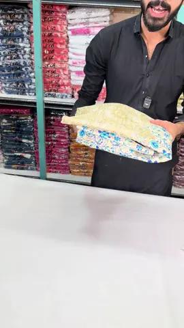 Mall agaya winter ka ❣️website per live he oder website per karen wholesale 03192755778 WhatsApp #memoncloth77 #fypシ #like #viralvideo #foryoupage 