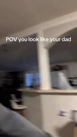 It’s like looking in the mirror #leonardo_daa_vinci #fyp #fypシ #twins #likefatherlikedaugther 