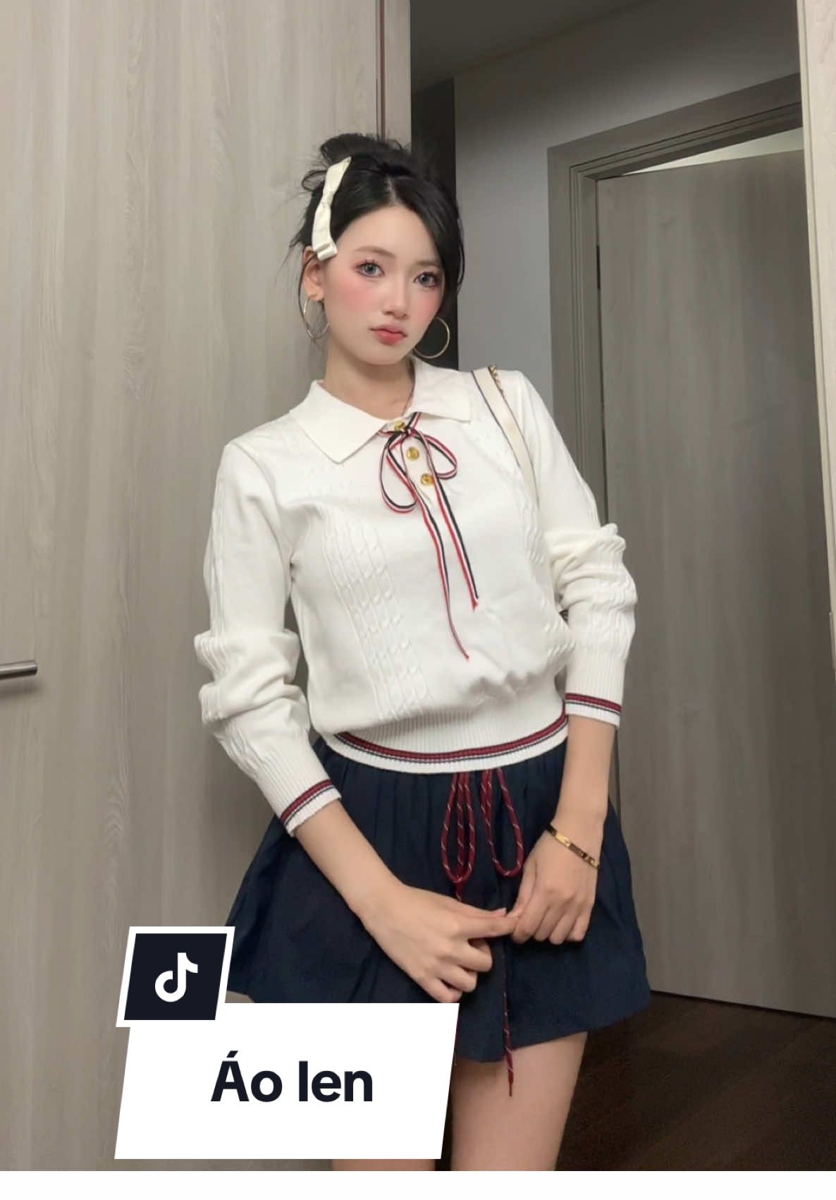 Áo xinh tiểu thư xỉu#viral #fyp #tiktokthoitrang #outfitmuadong #aolennu @HTIQUE 