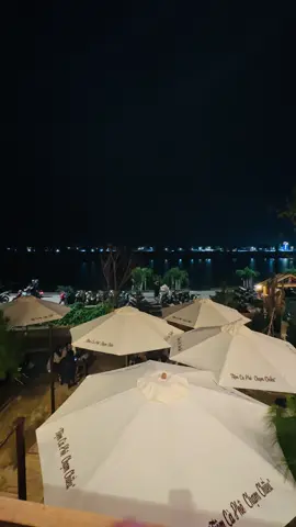 Đi cà phê chill chill ❌ Đi ngắm người, coi người , đi hứng gió lạnh ✅ #tiemcaphechamchieu @Chạm Chiều Chill 