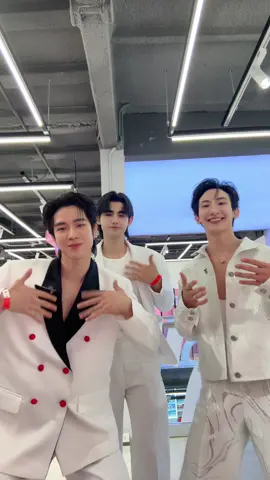 อะ ทะทะท้ะทะ อู้ๆๆๆๆๆๆ 👻@Toptap_jirakit @Sattabut Drake 