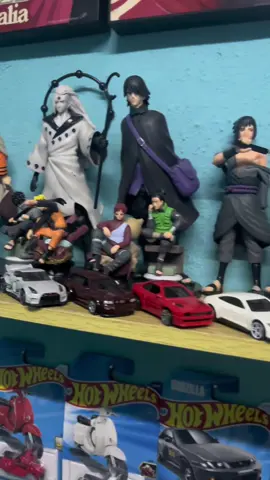 kan cantek nampak tersusun je toys dekat atas tu 😙 #rakserbaguna #rakdindingaesthetic #rakdindingminimalis #rakdindingtempel #rakkayuminimalis 