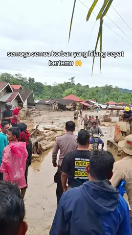 banjir bandang salareh aia kec palembayan (kab agam) semoga saudara kami yang jadi korban semuanya husnul khotimah 🤲 #nagarisalarehaia #palembayan #kabupatenagam #sumatrabarat