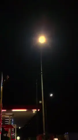 * الصمت ليس هزيمة، بل كسل في خدمة الدراما الإنسانية  * *Diam bukan kalah, tapi malas layani drama manusia* #quotesislam #quotestory #sholawatnabi #quotesislam #pfypシ 