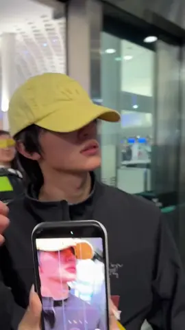 cfans memang sesuatu banget ... resiko jadi aktor terkenal  #zhangchi #aktorchina #dramachina #fyp 