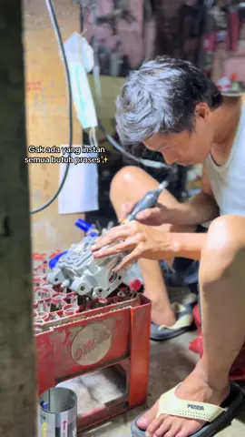 Orang mikirnya enak ya bisa spek an enak ya main look  Ya orang tau ngelihat doang tapi gak tau proses dibalik itu semua✌🏼  #babyrox #aerox #aerox155 #apgxsilentcrew 