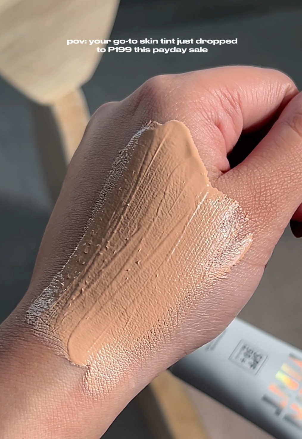 This is your sign to secure the #CarelineSkinTint this payday sale. #CarelinePH #BetterThanBasic 