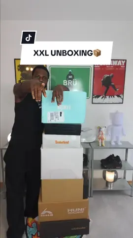 Was ist euer Fav Piece?🤷🏾‍♂️ @OLAKALA @Ormay @Nalyu @6PM @mona_thomas #unboxinghaul #fashion #streetwear #tryon #daddyandrews99 *ad weil gifting