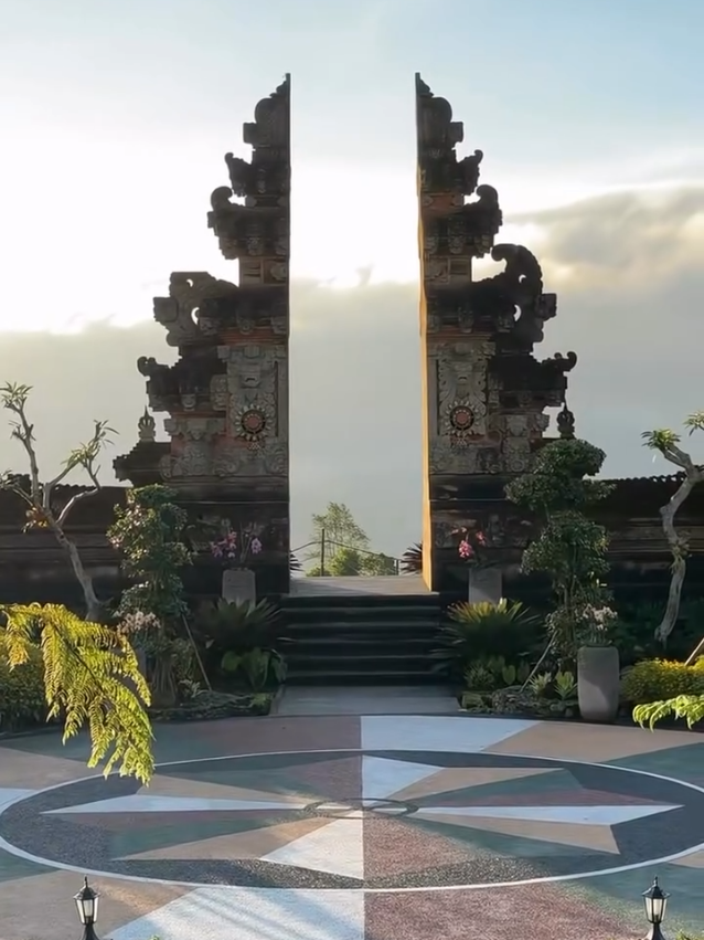 Bali tidak hanya tentang Sunset dan Pantai, coba deh kesini #tiketmurah #thebloomsgardenbali #wisatabali #balivibes #kebali 