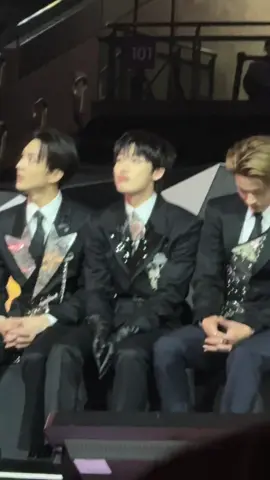 ENHYPEN'S REACTION WINNING THE GRAND PRIZE 😭😭😭 #2025MAMAAWARD #ENHYPEN #ENGENE #fypシ゚ 