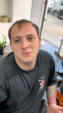 “NECESITO TAPAR ESO “ #entradas #barberia #corte #cortedepelo #solucion 