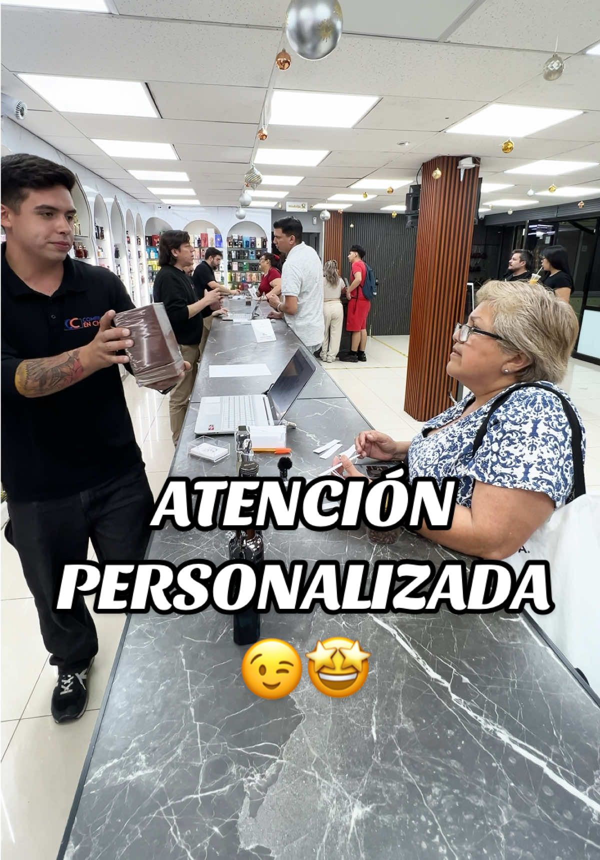 Atención de Mati en 3 minutos 🤩 #fyp #viraltiktok #perfumeschile #comprarenchile #perfumes 