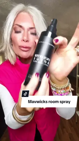 This room spray is by far the best I have tried. Literally smells so fresh and clean. #roomspray @Mavwicks Fragrances #scent #homescents #gifts 