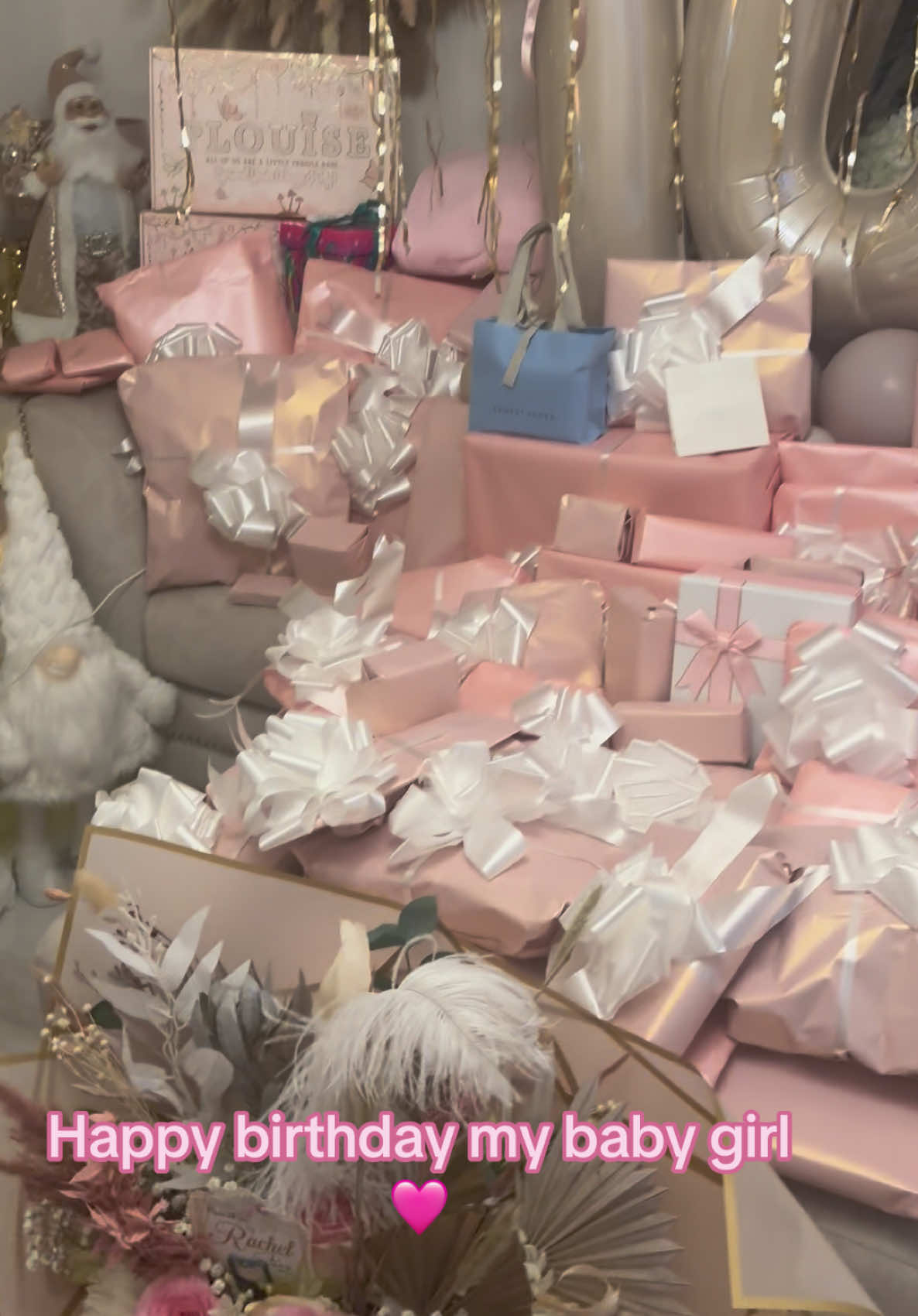 Happy 14th birthday to the most beautiful grateful girl ever look at how happy she is  love you @𝑀𝑖𝑙𝑒𝑦 🩷#spoilt #miley #gratful #14birthday #loveher 