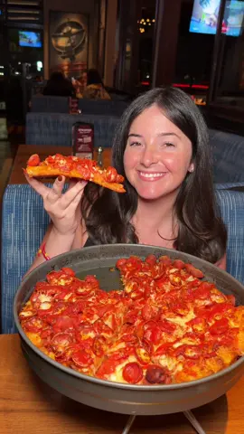 This spot you all may know has an INCREDIBLE Deep Dish Pizza🍕👀 One face can’t say it all. This is one legendary remix. Get to @bjsrestaurants to try their new pizza NOW and be sure to post your first bite remix using the hashtag! #BJsPizzaFirstBiteRemix #bjspizza 