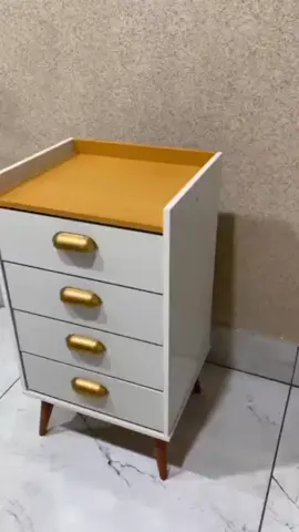 ✨🛏️ Mesa de Cabeceira Luxo Concha Monet – 4 Gavetas + Pés Palito Design moderno, acabamento sofisticado e muita praticidade para organizar seu quarto com elegância! Transforme seu ambiente com um toque de luxo! ✨💖 #mesadecabeceira  #móveldeluxo o #ConchaMonet  #lançamento  #quartoorganizado 